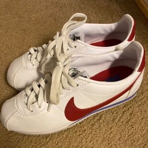Nike Original red stripe Size 6.5